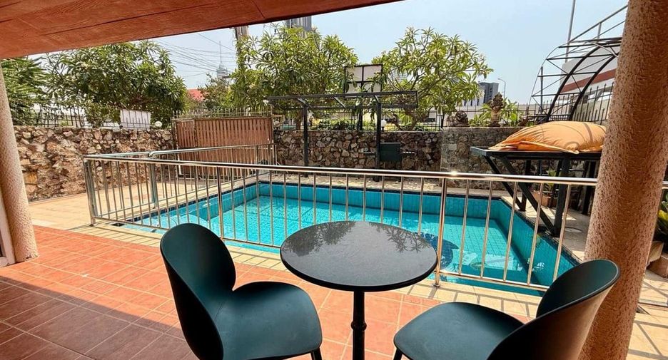For rent and for sale 3 bedrooms house in Bang Lamung, Chonburi
