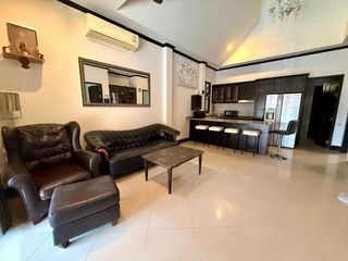 Casa en alquiler y en venta de 3 habitaciones en Bang Lamung, Chonburi