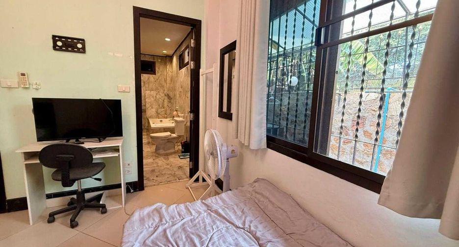 For rent and for sale 3 bedrooms house in Bang Lamung, Chonburi