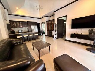 Casa en alquiler y en venta de 3 habitaciones en Bang Lamung, Chonburi