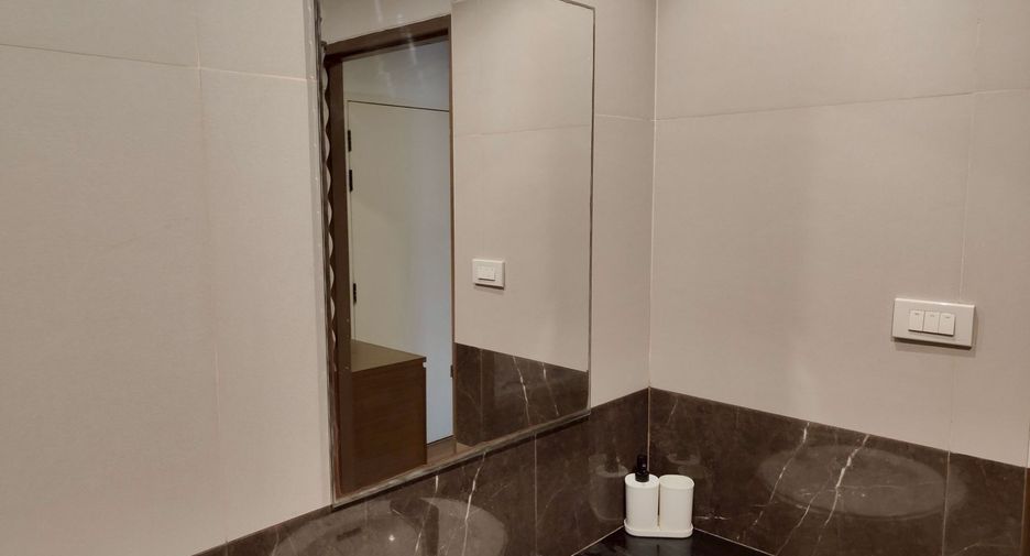 For rent 1 bed apartment in Phra Khanong, Bangkok