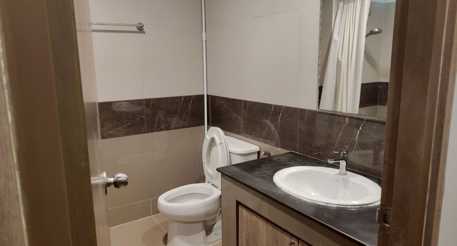 For rent 1 bed apartment in Phra Khanong, Bangkok