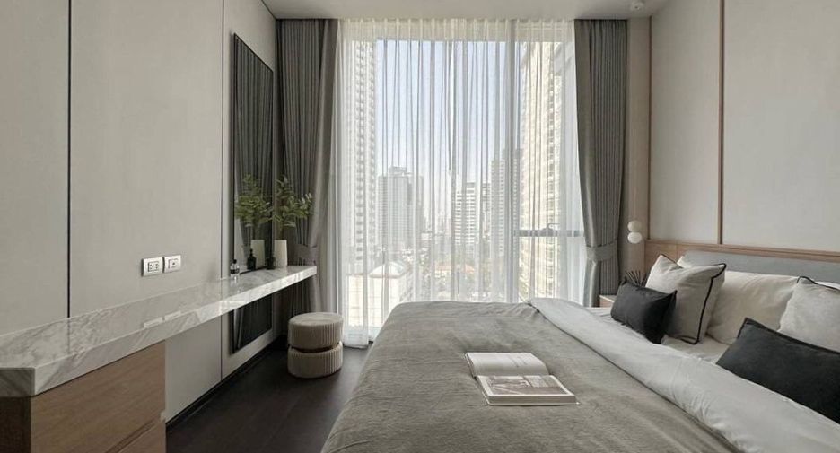 For rent 1 bed condo in Khlong Toei, Bangkok