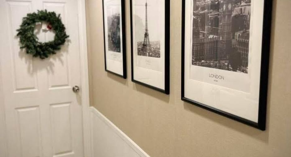 For rent 3 bedrooms condo in Huai Khwang, Bangkok