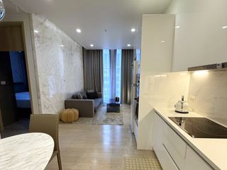 For rent and for sale 2 bedrooms condo in Pathum Wan, Bangkok