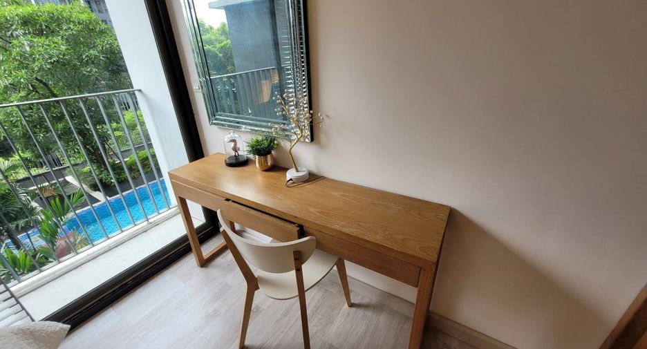 For rent 1 bed condo in Phra Khanong, Bangkok