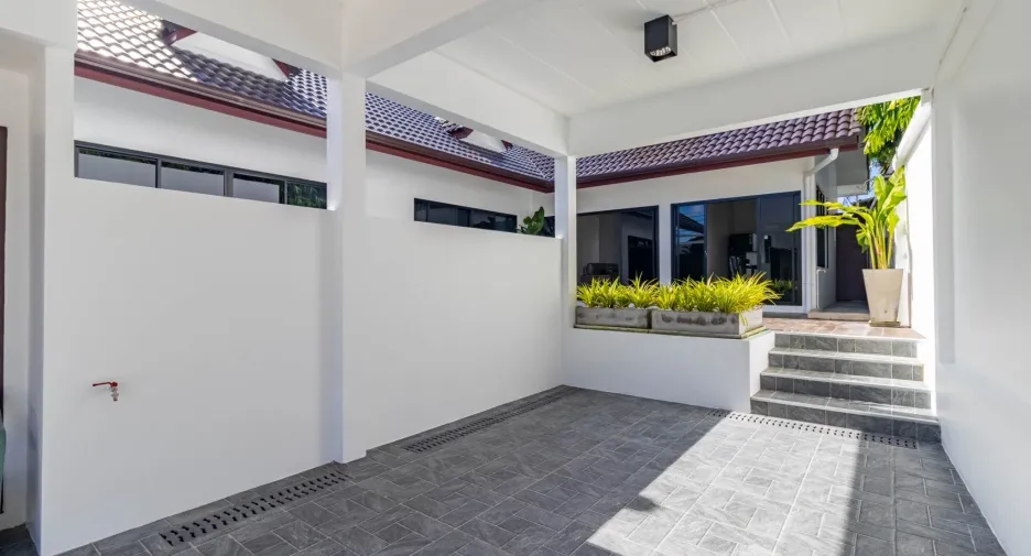 À louer 3 chambres villa à Mueang Phuket, Phuket