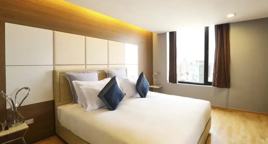 For rent 5 bedrooms condo in Pathum Wan, Bangkok