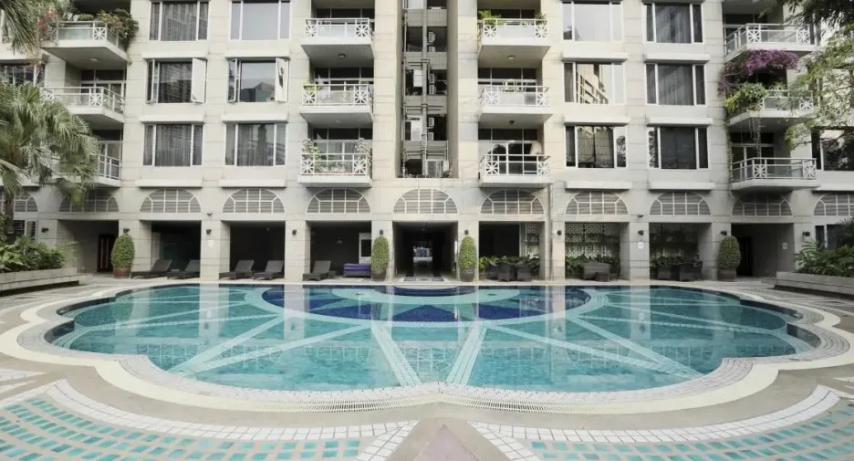 For rent 5 bedrooms condo in Pathum Wan, Bangkok