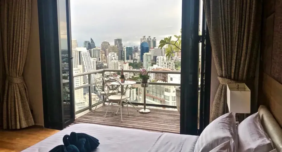 For rent 5 bedrooms condo in Pathum Wan, Bangkok