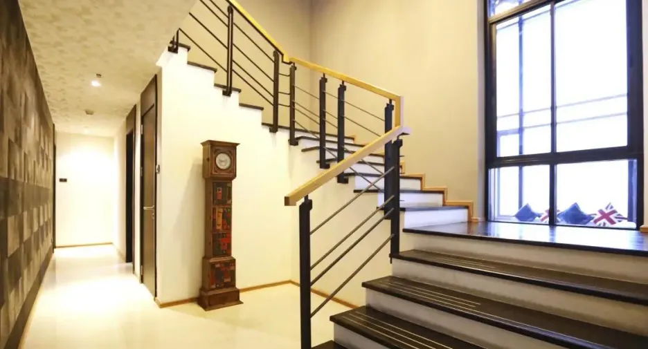 For rent 5 bedrooms condo in Pathum Wan, Bangkok