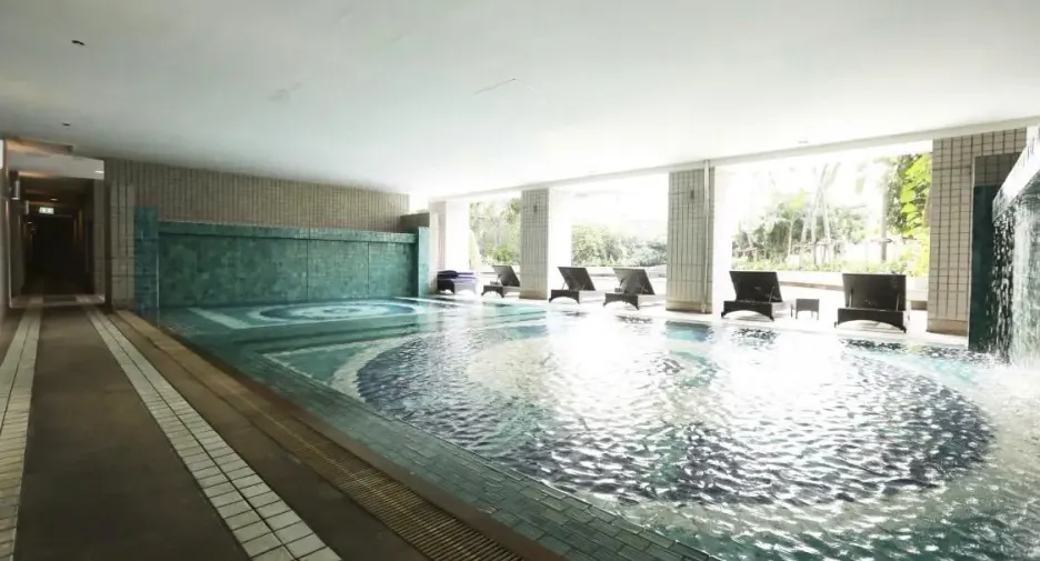 For rent 5 bedrooms condo in Pathum Wan, Bangkok