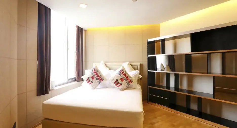 For rent 5 bedrooms condo in Pathum Wan, Bangkok