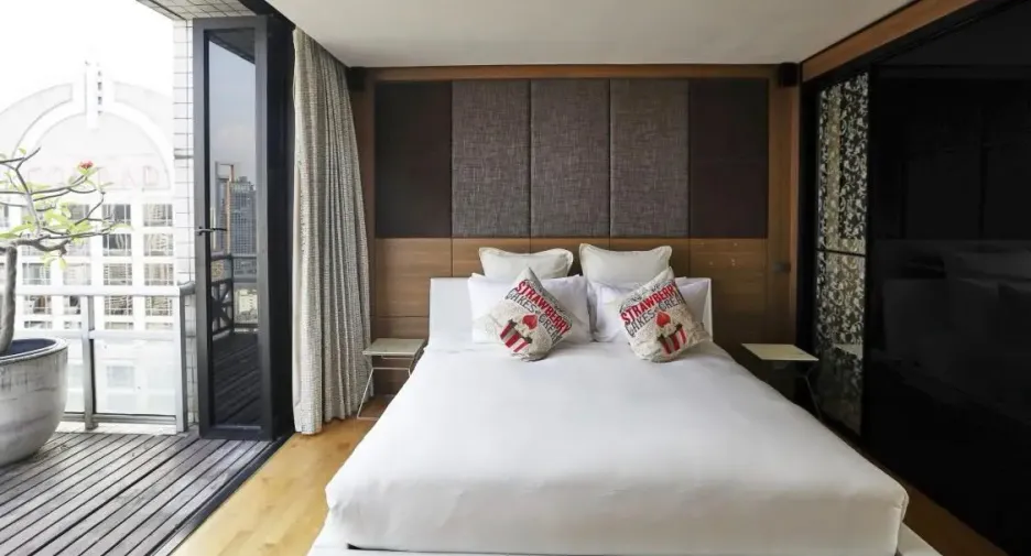 For rent 5 bedrooms condo in Pathum Wan, Bangkok