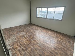 For rent warehouse in Mueang Chon Buri, Chonburi