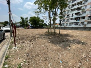 出售 土地 在 Lat Phrao, 曼谷
