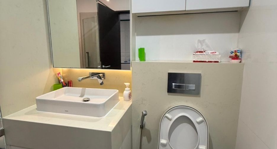Haus zur Miete mit 5 Zimmer in Bang Kapi, Bangkok