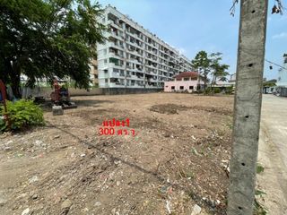出售 土地 在 Lat Phrao, 曼谷