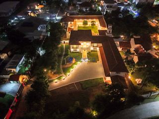 Haus zum Kauf mit 6 Zimmer in Bang Lamung, Chonburi