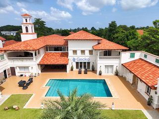 Haus zum Kauf mit 6 Zimmer in Bang Lamung, Chonburi
