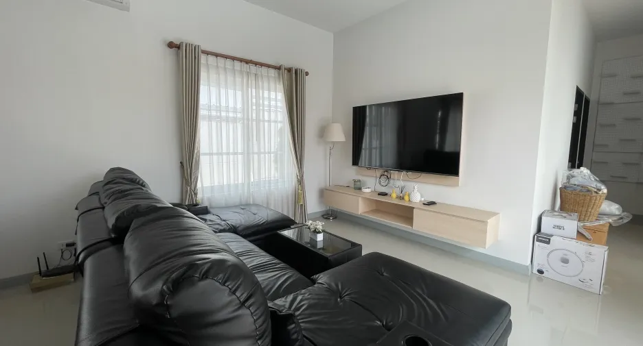 For rent 3 bedrooms villa in Hua Hin, Prachuap Khiri Khan