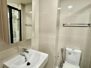 Аренда 1 кровать кондо в Кхлонг Сан, Бангкок