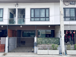 For sale 2 bedrooms townhouse in Bang Lamung, Chonburi