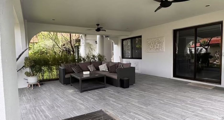 À vendre 3 chambres maison à Bang Lamung, Chonburi