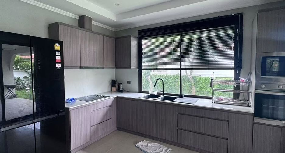 À vendre 3 chambres maison à Bang Lamung, Chonburi