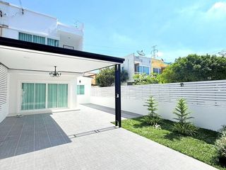 For sale 3 bedrooms townhouse in Bang Lamung, Chonburi