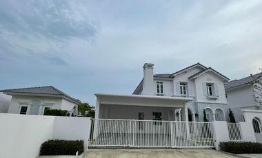 For sale 4 bedrooms house in Bang Khun Thian, Bangkok