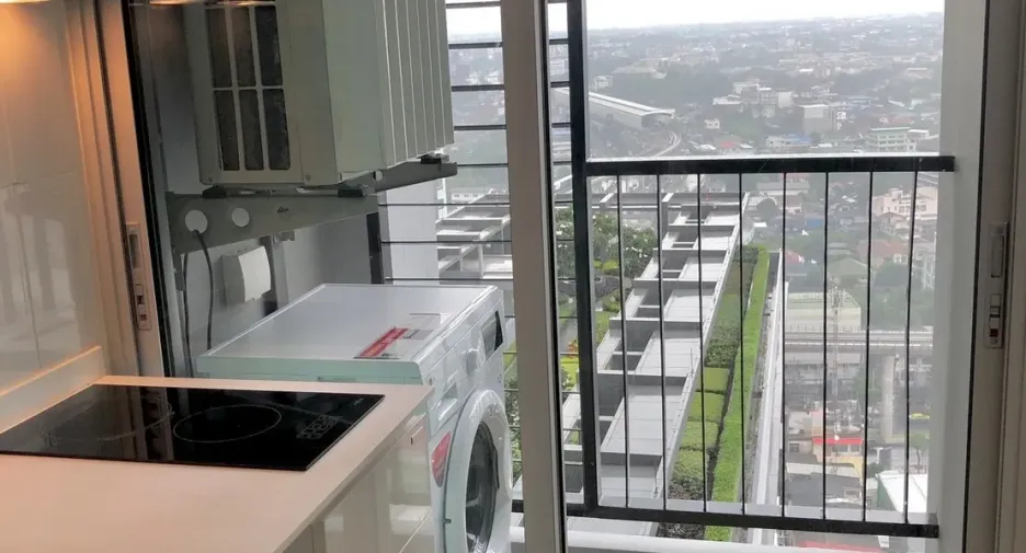 For sale スタジオ condo in Phasi Charoen, Bangkok