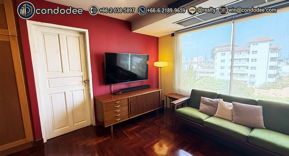 Condo en venta de 2 habitaciones en Yan Nawa, Bangkok