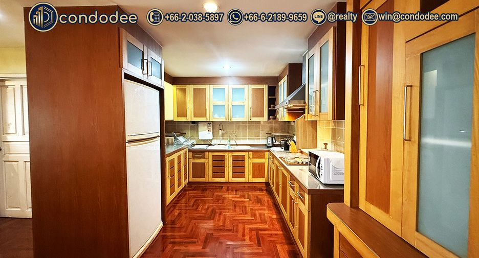 Condo en venta de 2 habitaciones en Yan Nawa, Bangkok