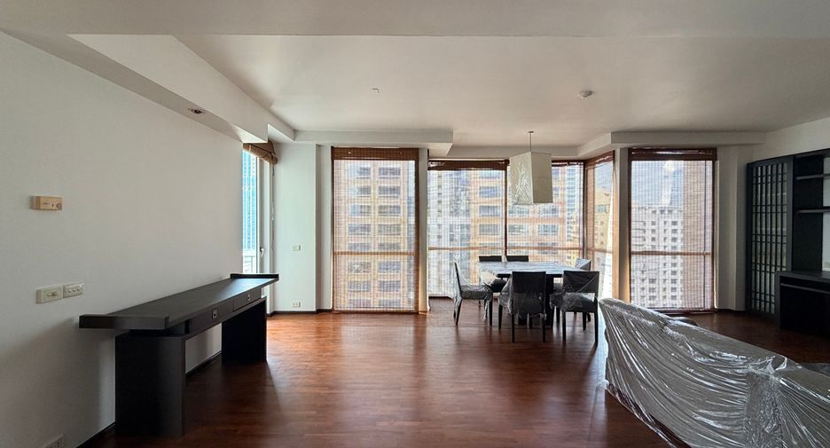 For sale 2 bedrooms condo in Pathum Wan, Bangkok