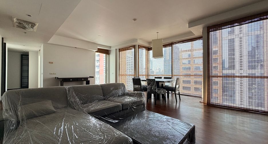 For sale 2 bedrooms condo in Pathum Wan, Bangkok