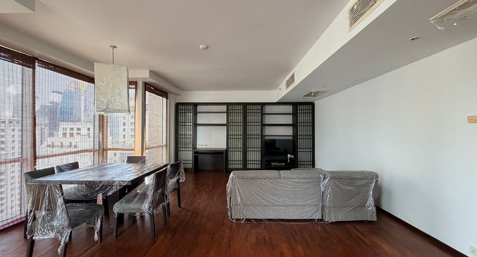 For sale 2 bedrooms condo in Pathum Wan, Bangkok