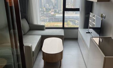 Wohnung zur Miete mit 1 Zimmer in Huai Khwang, Bangkok