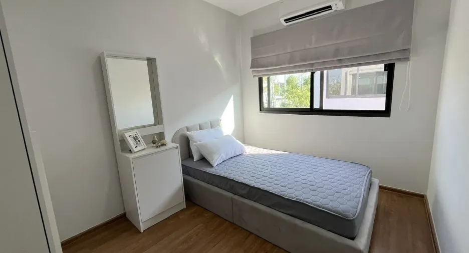 For rent 3 bedrooms townhouse in Bang Phli, Samut Prakan