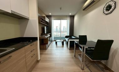 Condo en alquiler de 1 habitaciones en Watthana, Bangkok