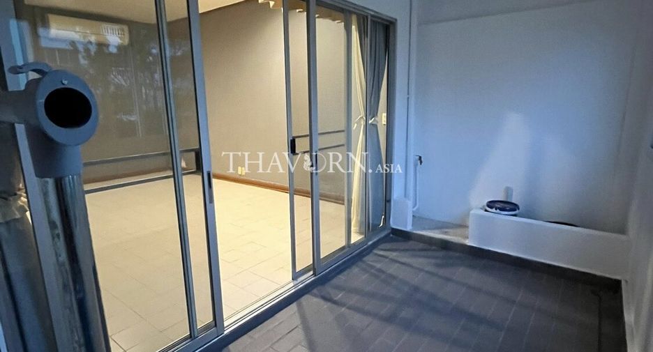 For sale studio condo in Bang Lamung, Chonburi