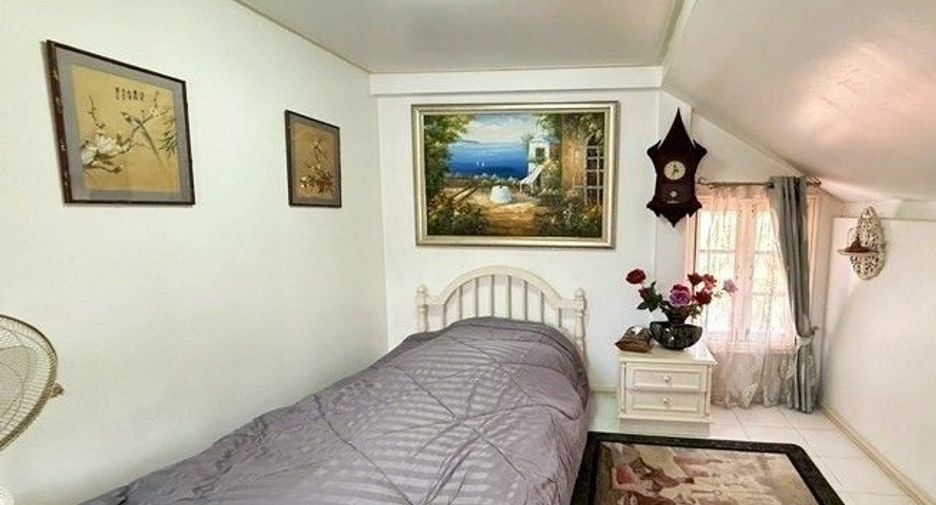 For sale 5 bedrooms house in Khan Na Yao, Bangkok