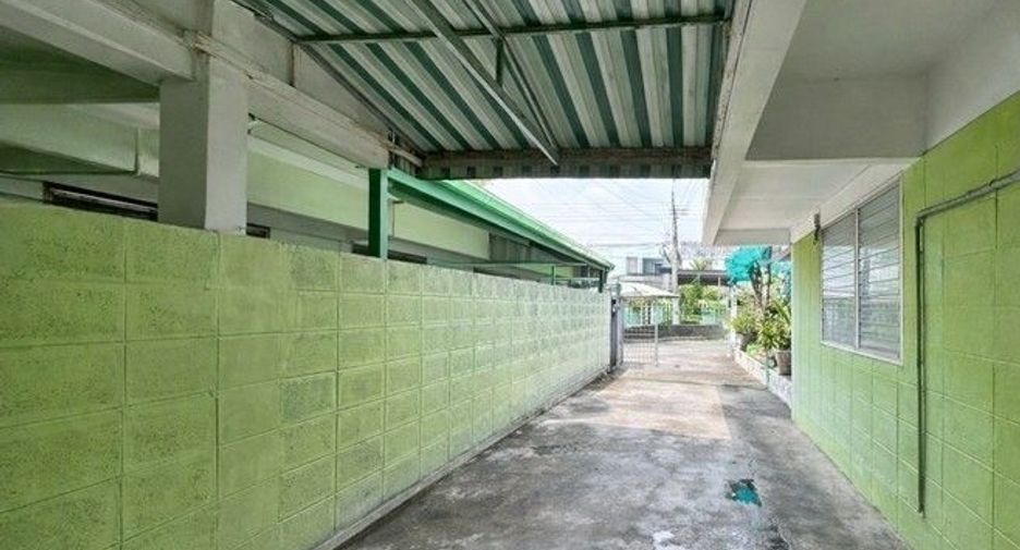 For sale 3 bedrooms house in Lak Si, Bangkok