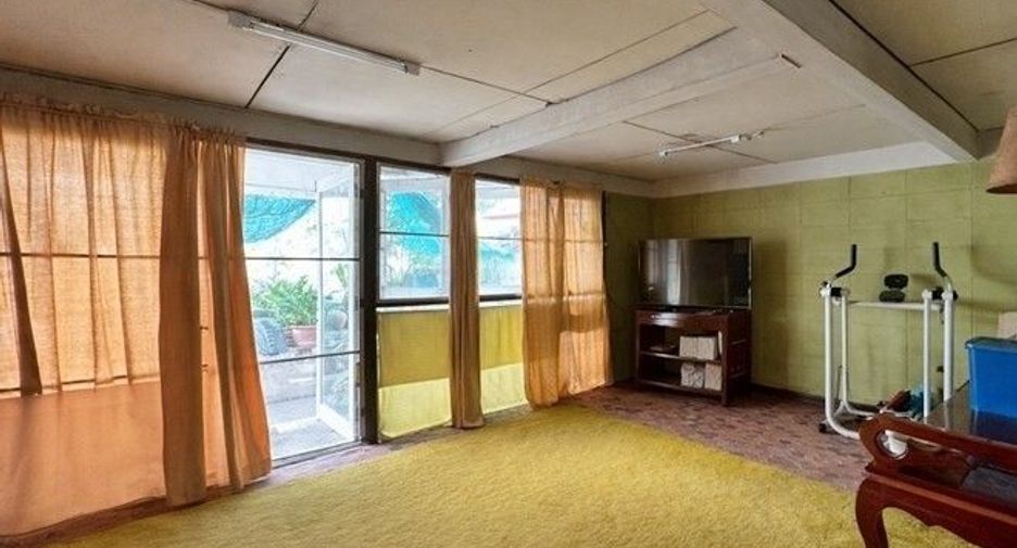 For sale 3 bedrooms house in Lak Si, Bangkok