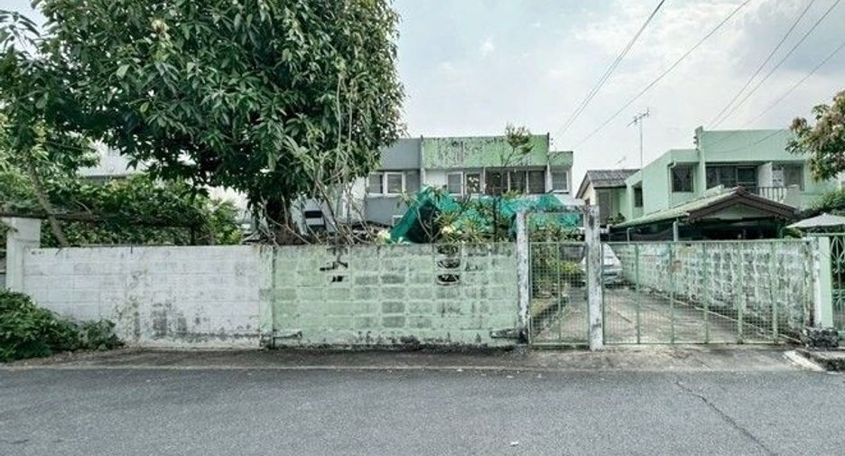 For sale 3 bedrooms house in Lak Si, Bangkok