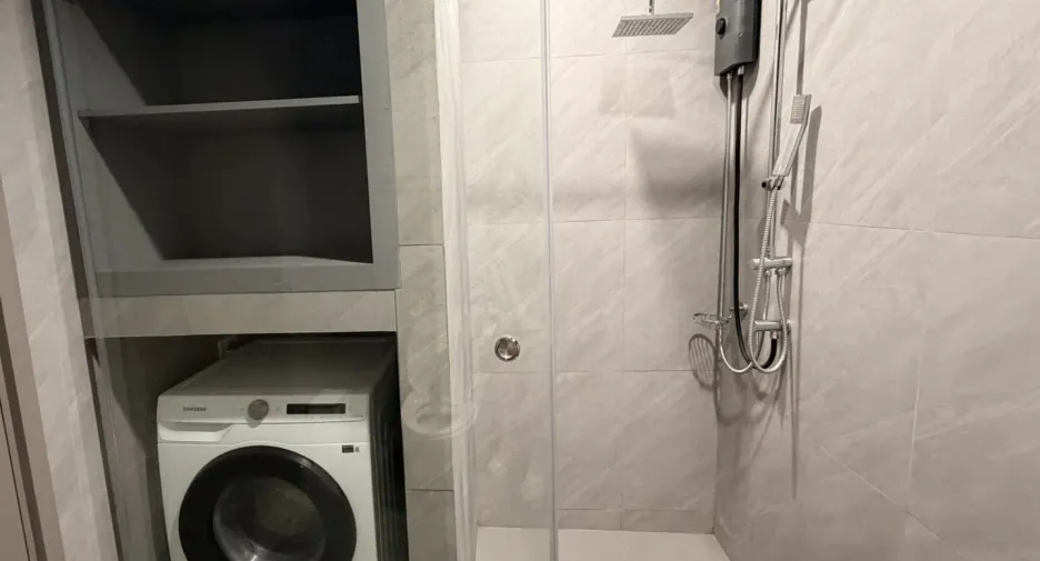 For rent studio condo in Khlong Toei, Bangkok