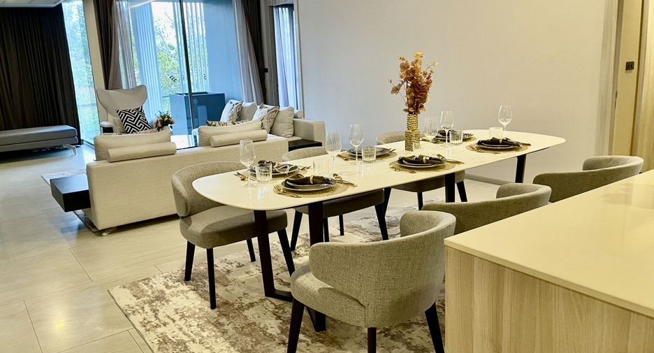 Condo en alquiler de 3 habitaciones en Watthana, Bangkok