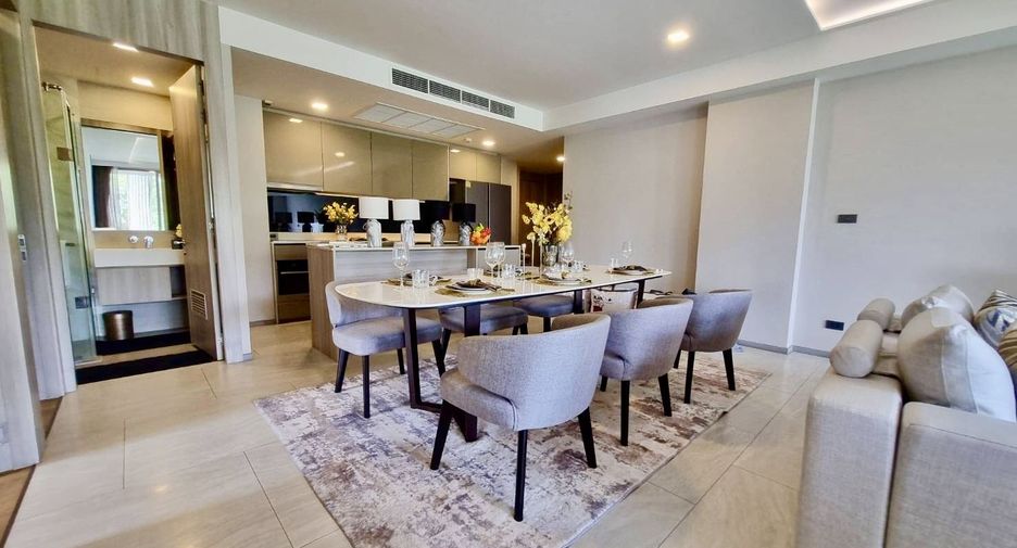 Condo en alquiler de 3 habitaciones en Watthana, Bangkok