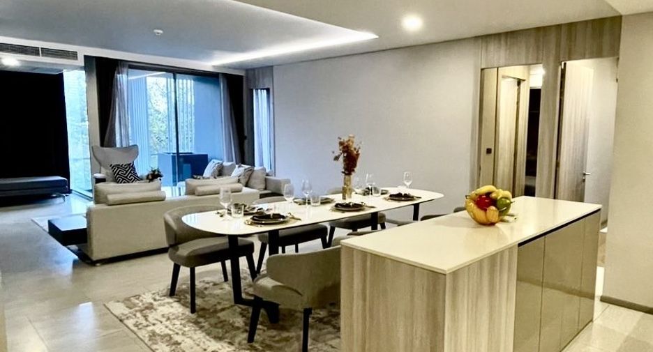 Condo en alquiler de 3 habitaciones en Watthana, Bangkok