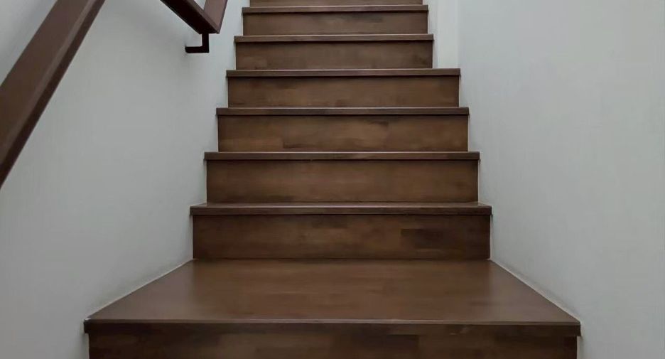 For rent 3 bedrooms house in Lat Phrao, Bangkok